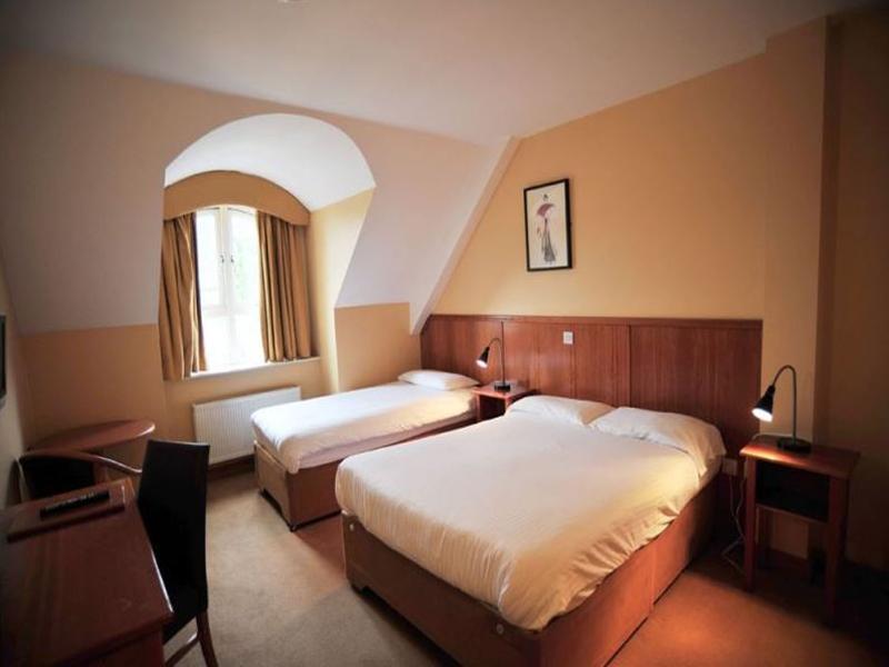 Kilkenny Inn Екстер'єр фото